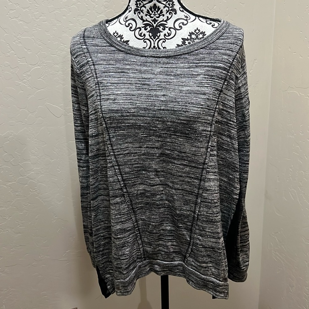 Open back long sleeve‎